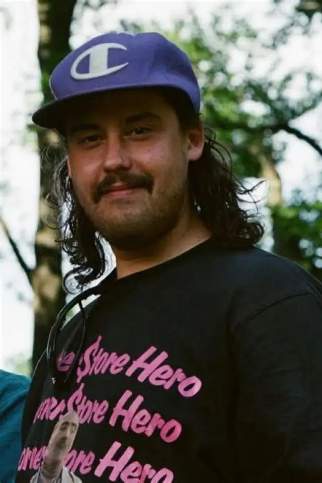 Zdjęcie  (Adam Khalil)