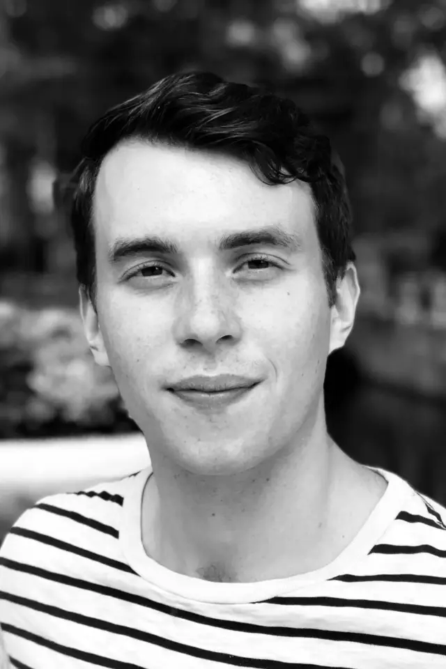 Zdjęcie  (Forrest Gray)