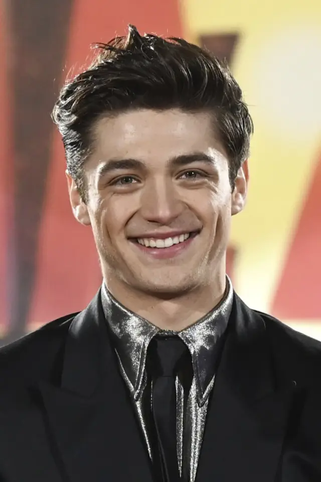 Zdjęcie Asher Angel