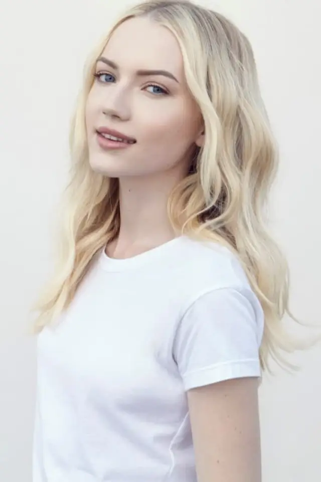 Zdjęcie Emily Ruhl