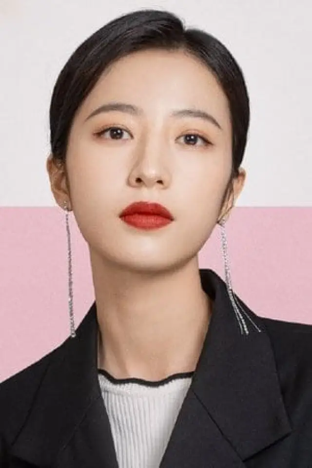 Zdjęcie Zhou Yutong