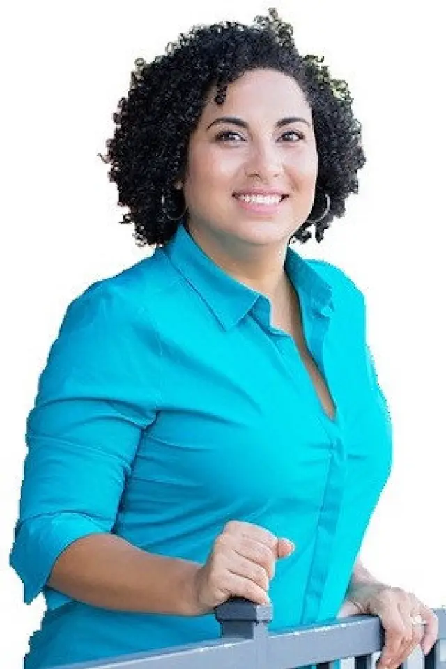 Zdjęcie  (Regina Rains)