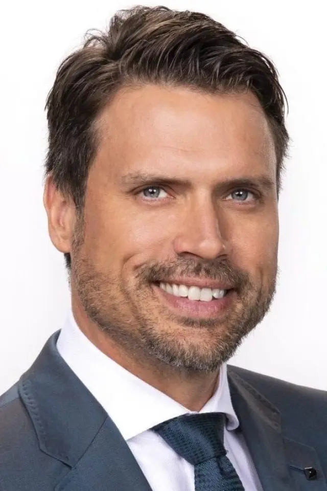 Zdjęcie  (Joshua Morrow)