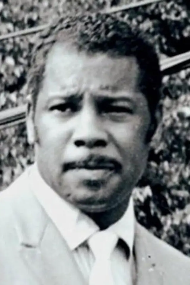Zdjęcie  (Tony Lawrence)