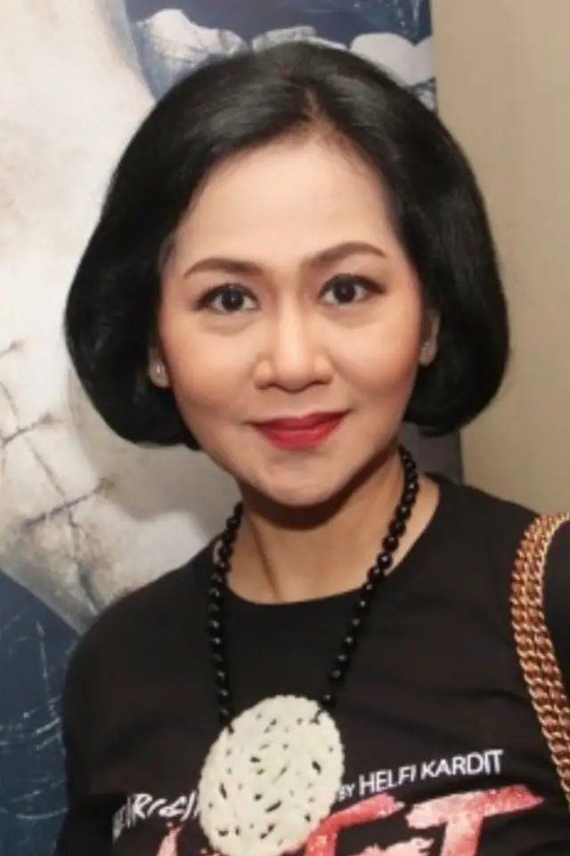 Zdjęcie  (Ayu Dyah Pasha)