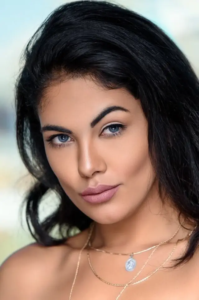 Zdjęcie  (Suraya-Rose Santos)