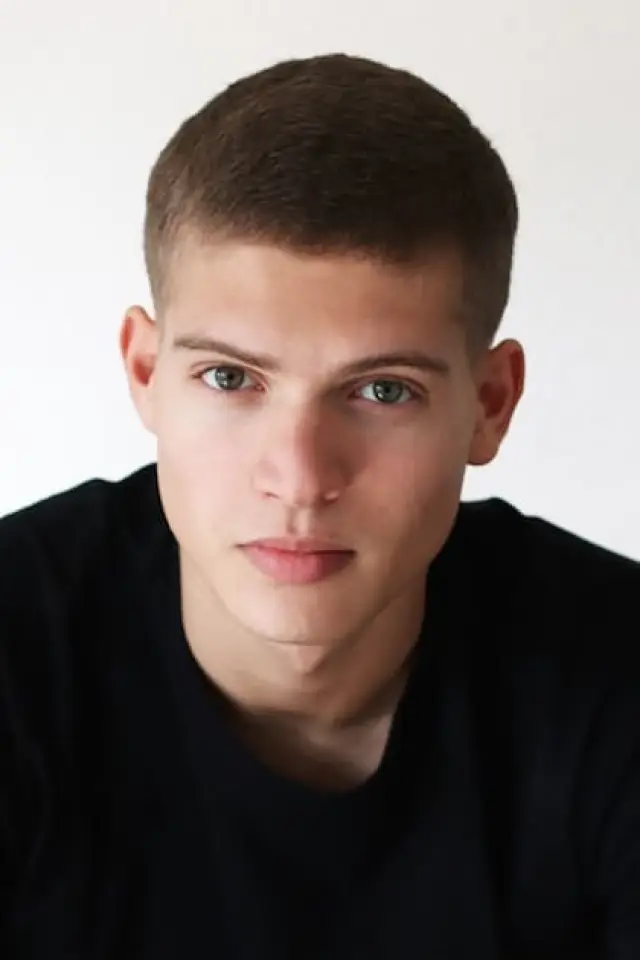 Zdjęcie Josha Stradowski