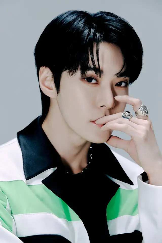 Zdjęcie  (Doyoung)
