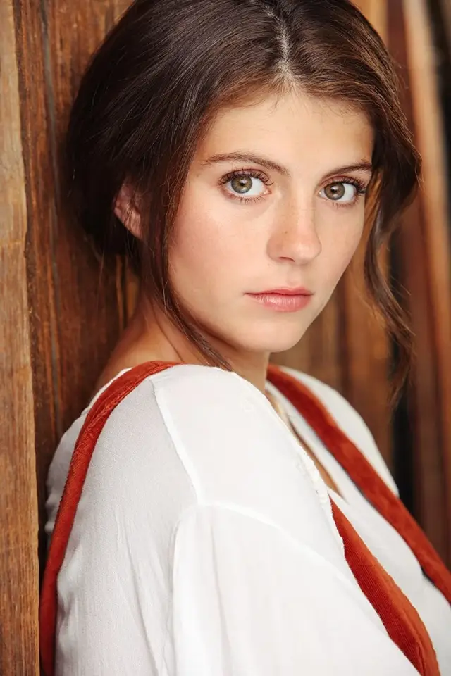 Zdjęcie Emili Bajder (Emily Bader)