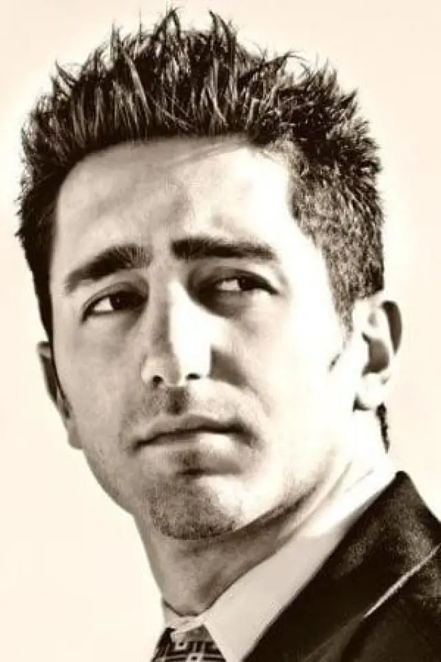 Zdjęcie  (Leo Sardarian)