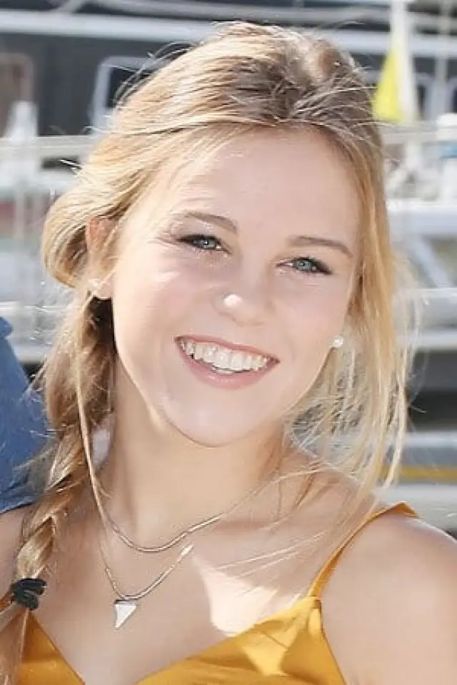 Zdjęcie Maïra Schmitt