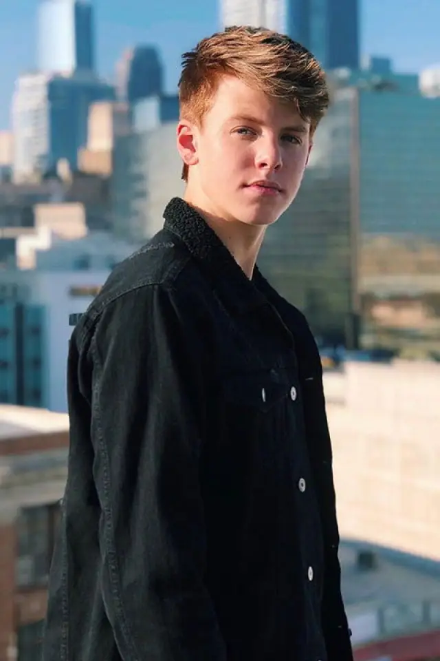 Zdjęcie  (Carson Lueders)
