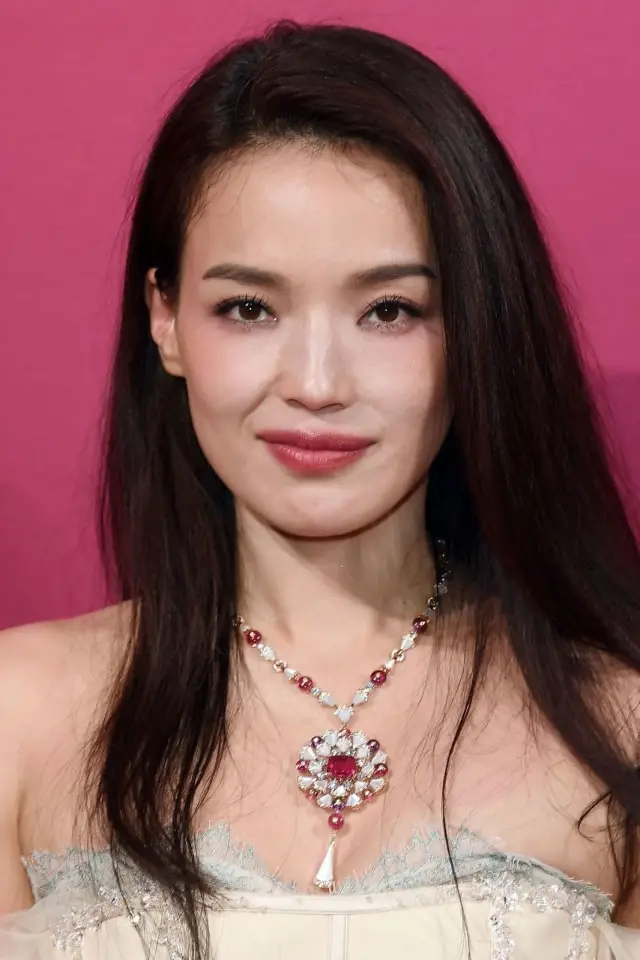 Zdjęcie Szu Ći (Shu Qi)