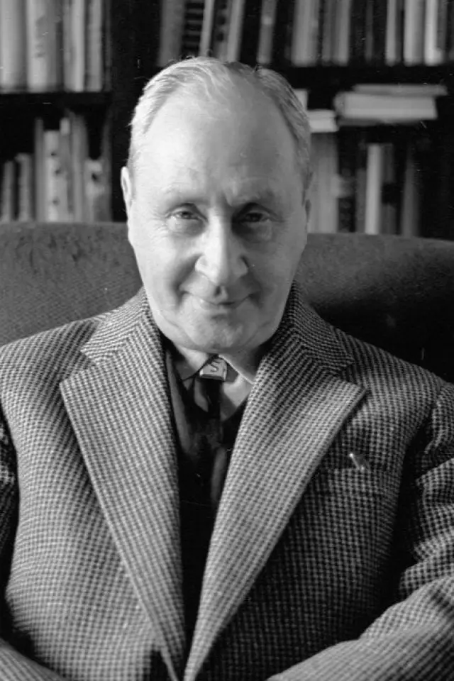 Zdjęcie Sergiusz Jutkiewicz (Sergei Yutkevich)