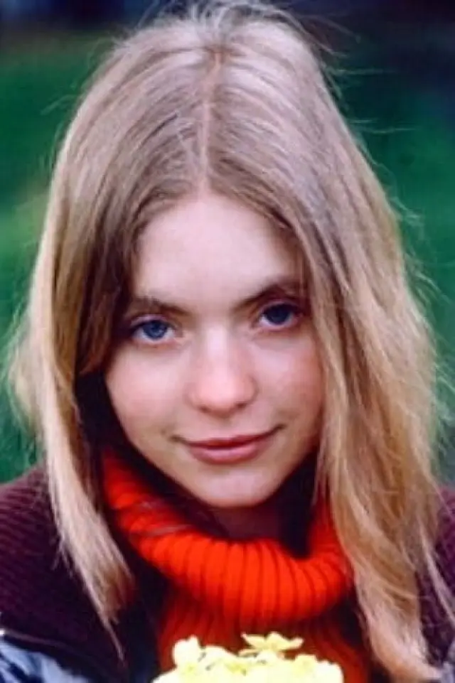 Zdjęcie  (Judi Bowker)
