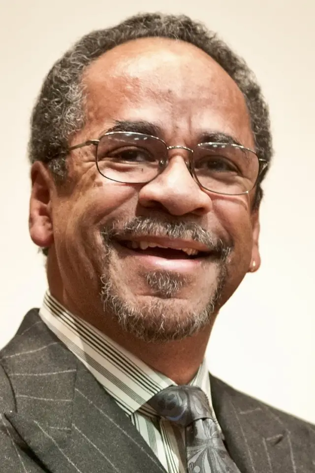 Zdjęcie  (Tim Reid)
