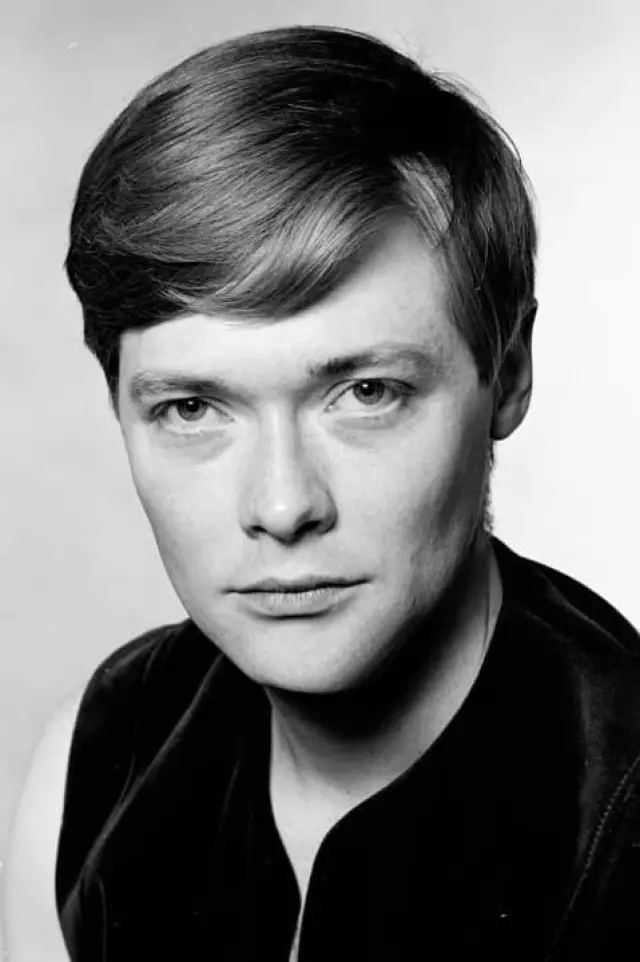 Zdjęcie Simon Ward
