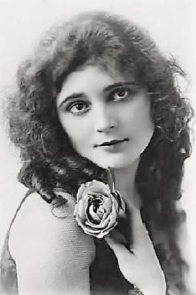 Zdjęcie Claire McDowell