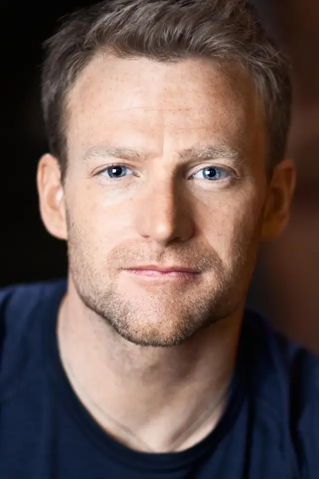Zdjęcie Toby Levins