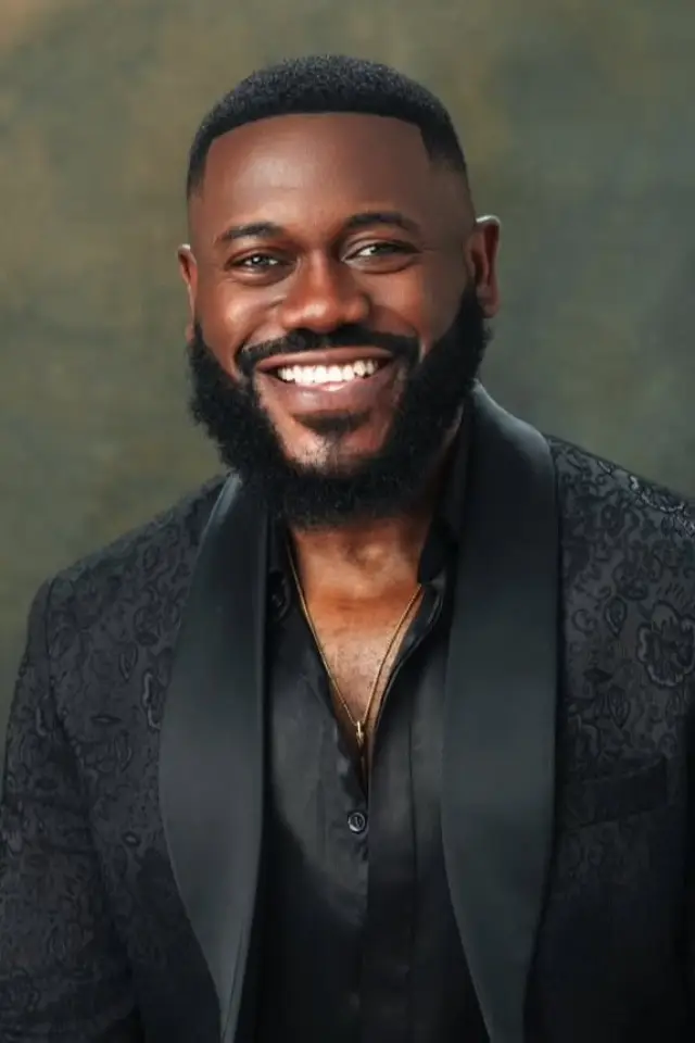 Zdjęcie  (Deyemi Okanlawon)
