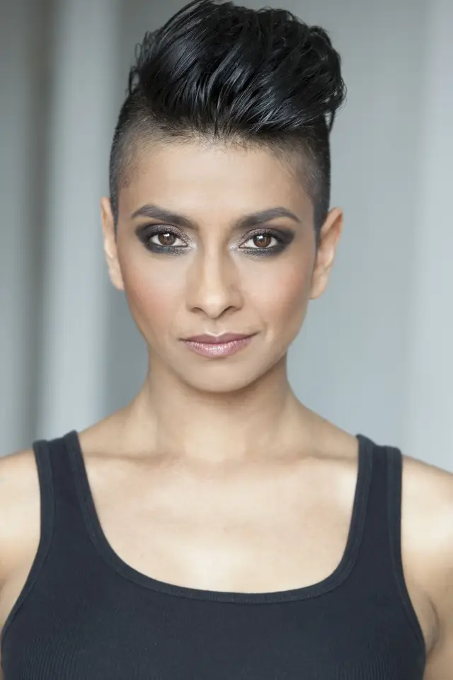 Zdjęcie  (Ayesha Mansur Gonsalves)