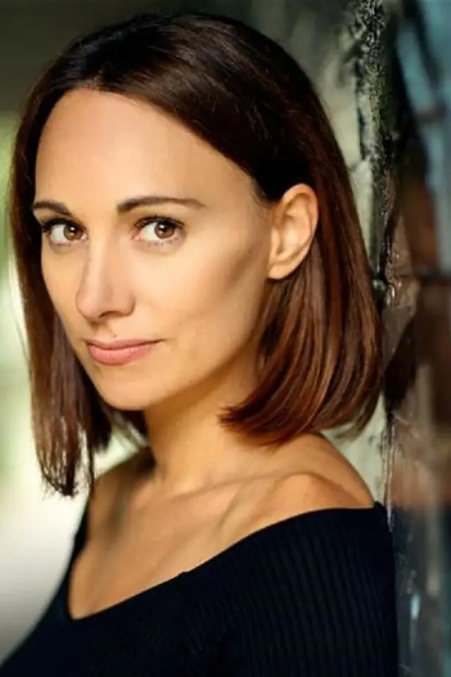 Zdjęcie  (Lauren Harris)