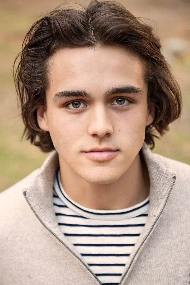 Zdjęcie Charlie Gillespie (Charlie Gillespie)