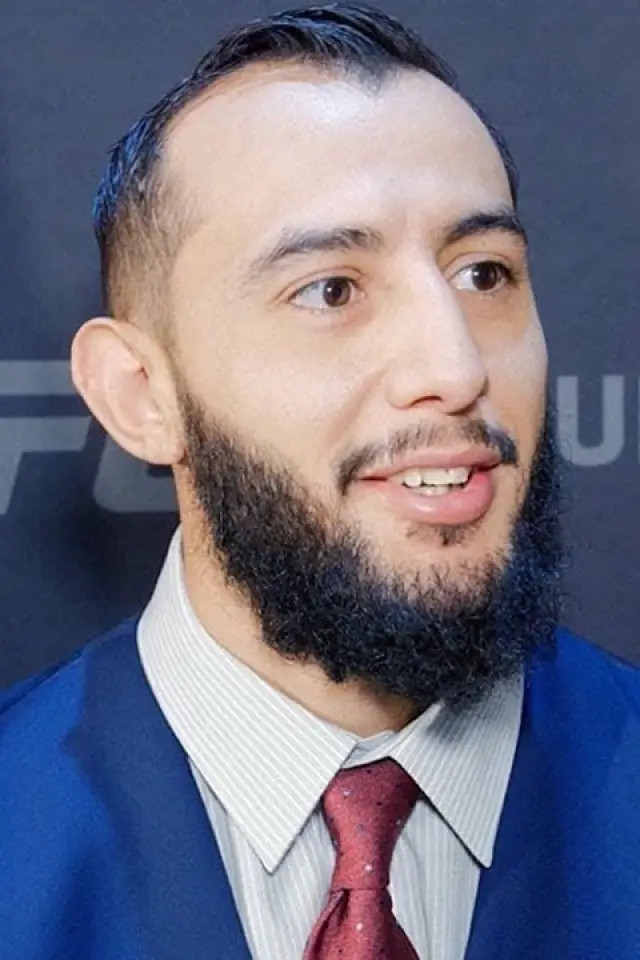 Zdjęcie  (Dominick Reyes)