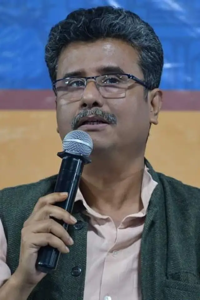 Zdjęcie  (Indranil Roychowdhury)