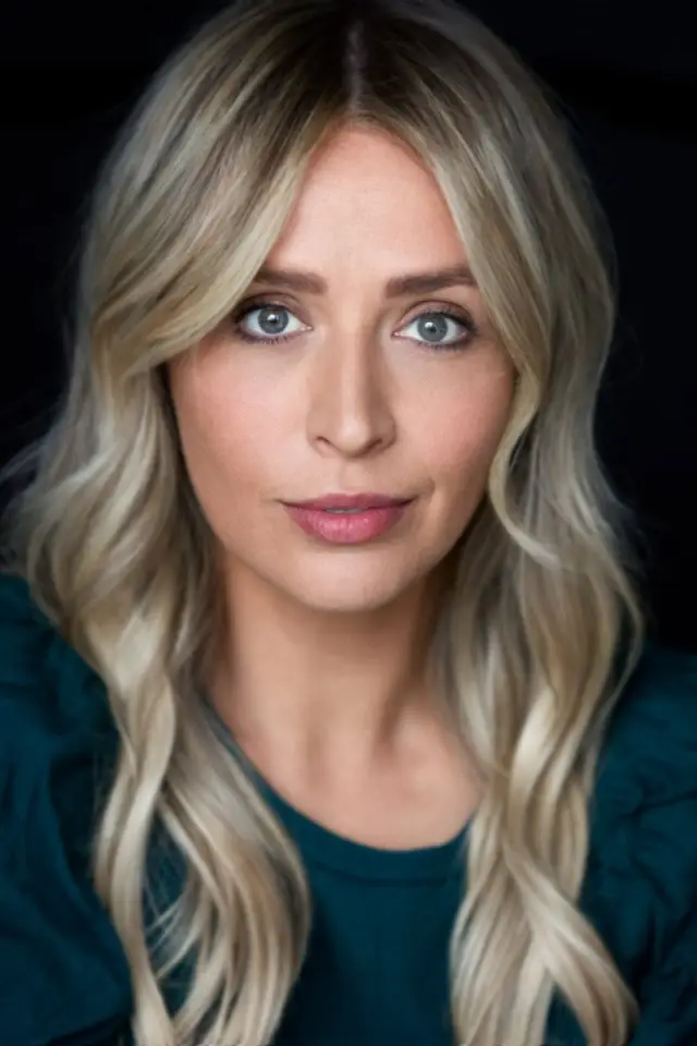 Zdjęcie  (Lara Deam)