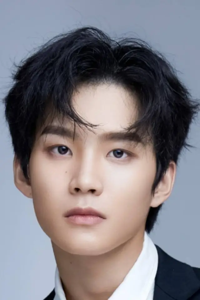 Zdjęcie  (Zhou Yanchen)