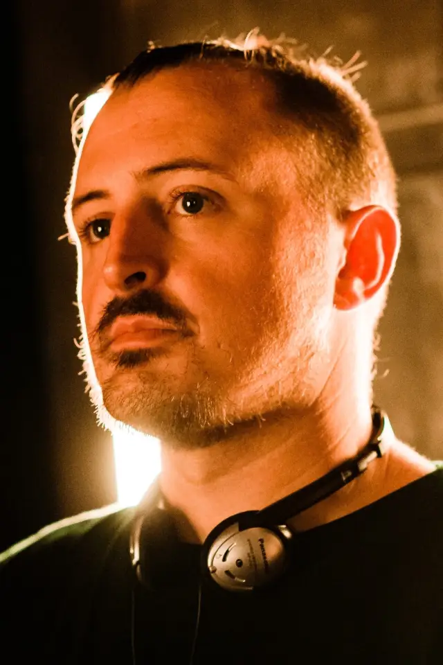 Zdjęcie  (James Thomas)