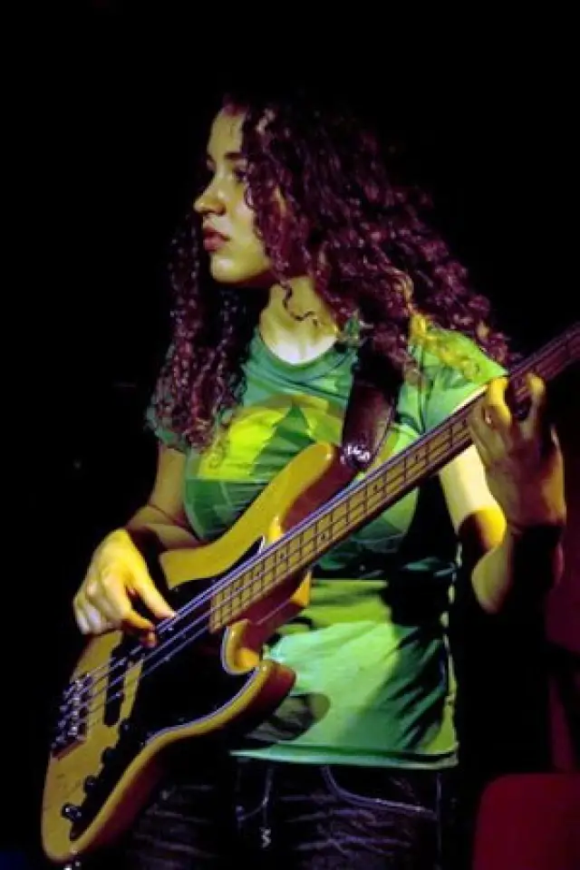 Zdjęcie  (Tal Wilkenfeld)