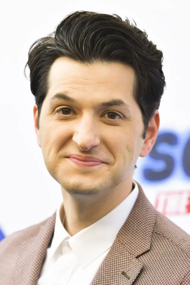 Zdjęcie Ben Schwartz