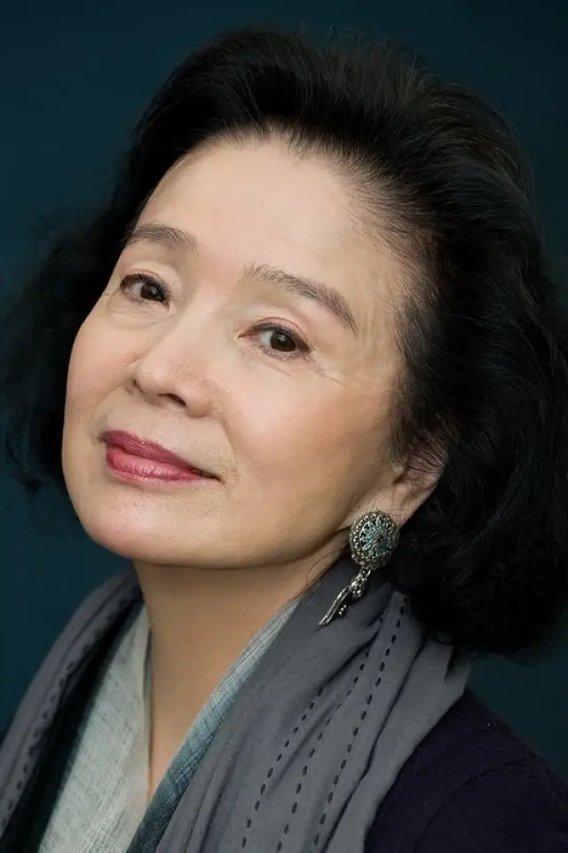 Zdjęcie  (Yoon Jeong-hee)