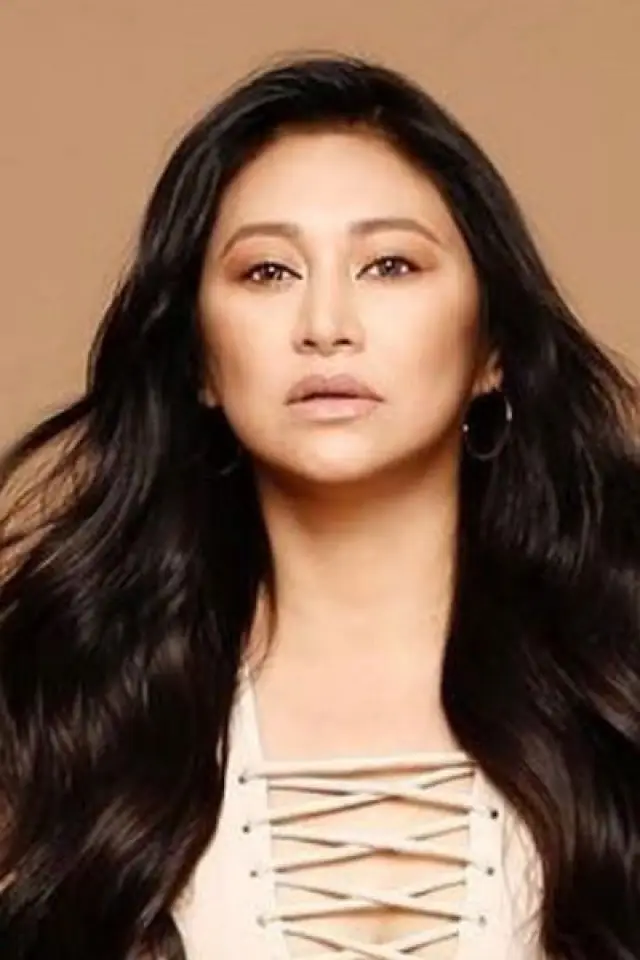 Zdjęcie  (Rufa Mae Quinto)
