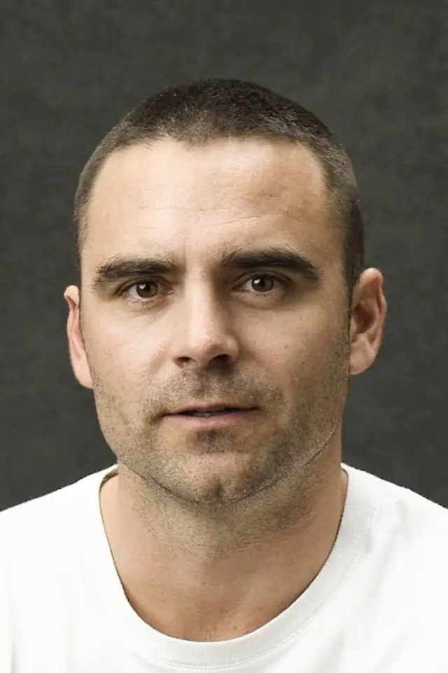 Zdjęcie  (Dustin Clare)