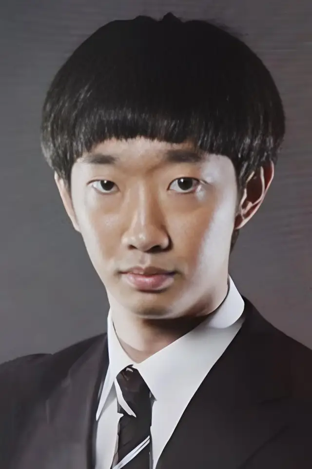 Zdjęcie  (Yosuke Omizu)