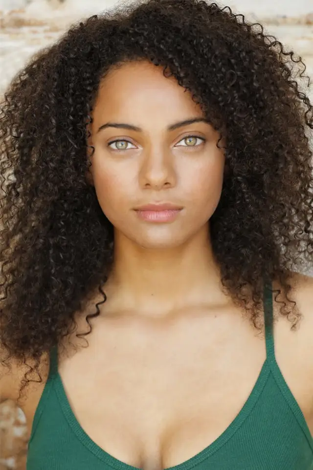 Zdjęcie  (Aleyse Shannon)