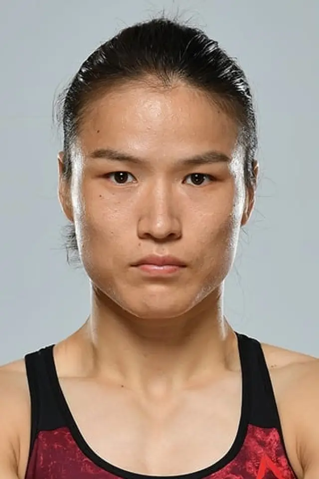 Zdjęcie  (Zhang Weili)