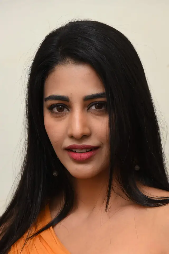 Zdjęcie  (Daksha Nagarkar)