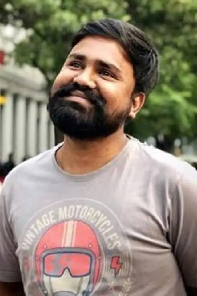Zdjęcie  (Praveen Varma)