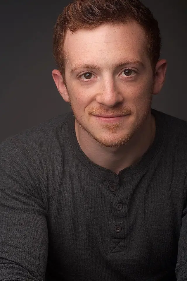 Zdjęcie Ethan Slater