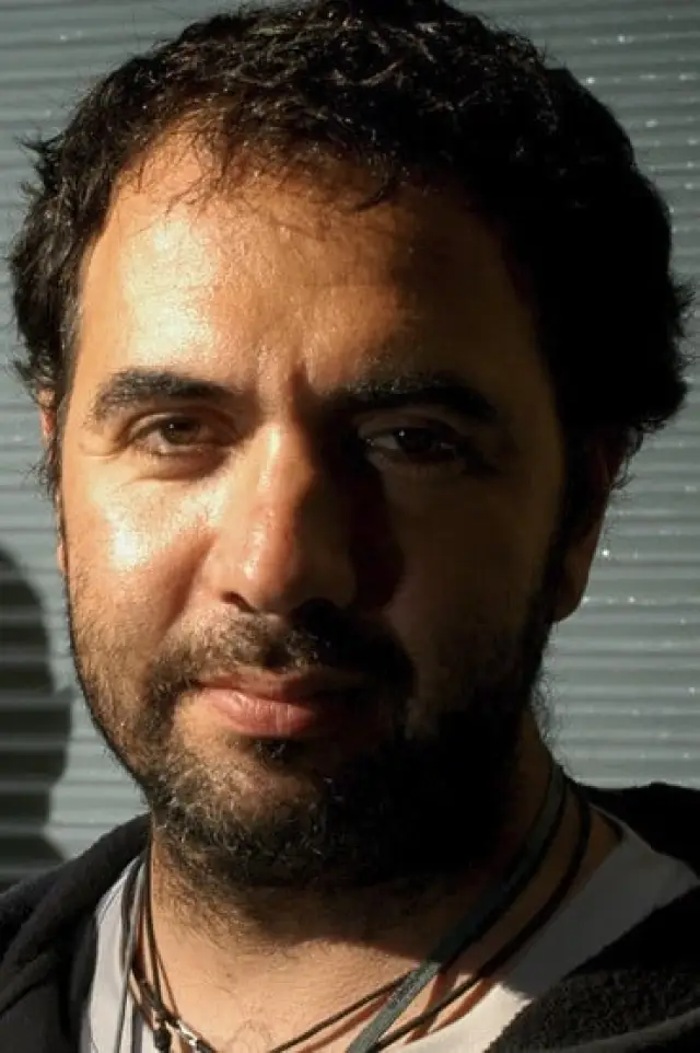 Zdjęcie  (Adrián Caetano)