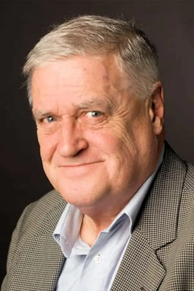 Zdjęcie  (Max Gillies)