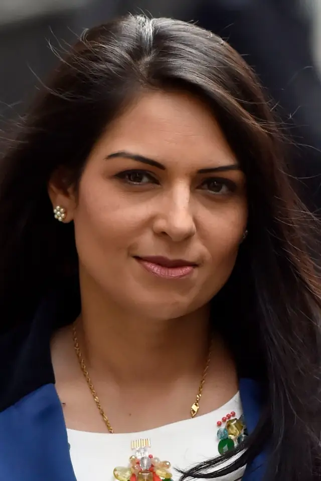 Zdjęcie  (Priti Patel)