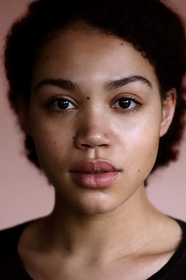 Zdjęcie Ruby Barker