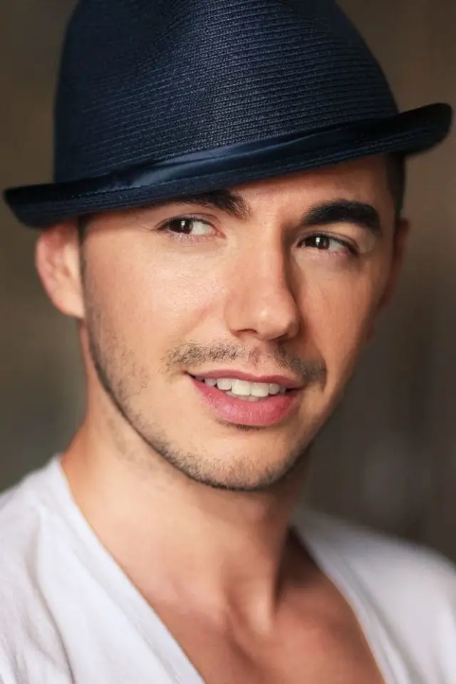 Zdjęcie  (Timur Rodriguez)