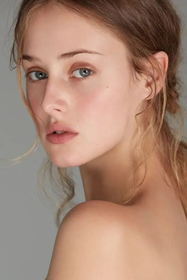 Zdjęcie  (Anna van Patten)