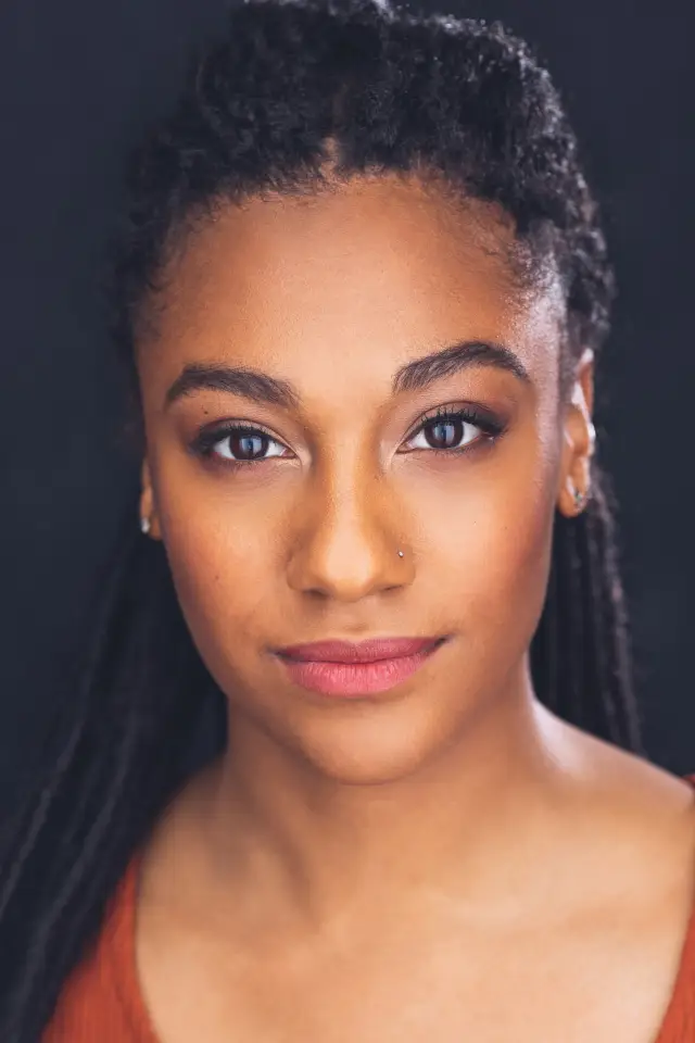 Zdjęcie  (Madeline Grey DeFreece)